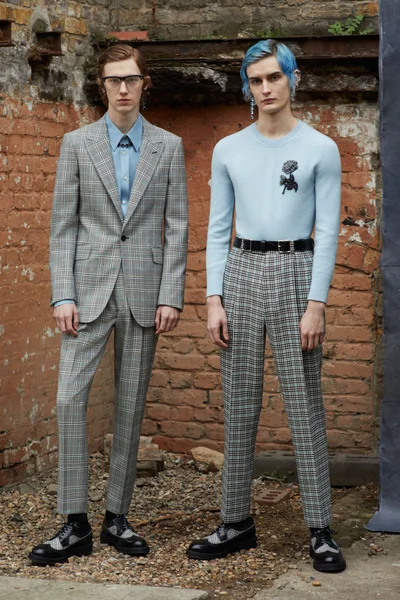 Look 4